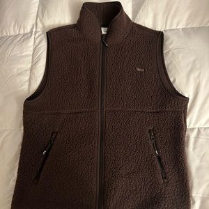 Aritzia Tna Polar Vest